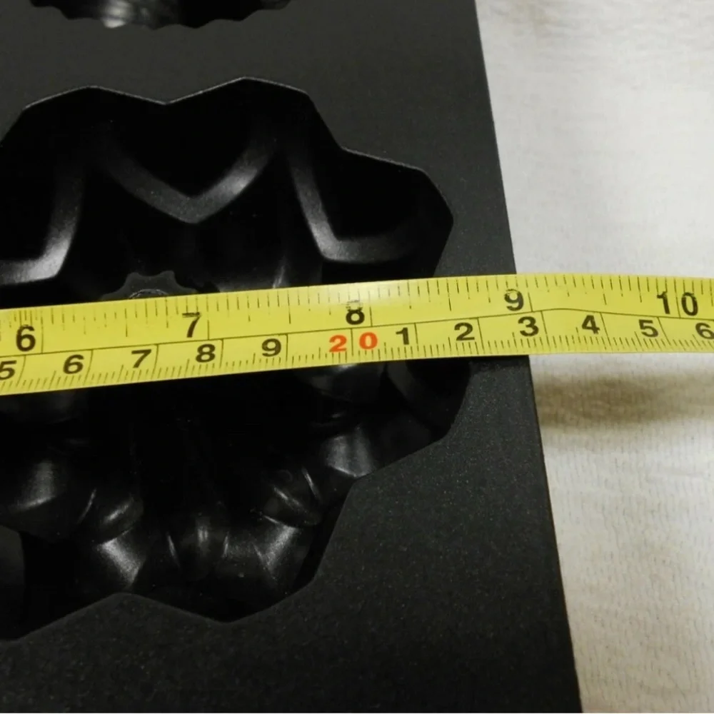 Nordic Ware Multi Mini Bundt Pan 6 Cups Heavy Cast Aluminum Bundtlette Cake Mold